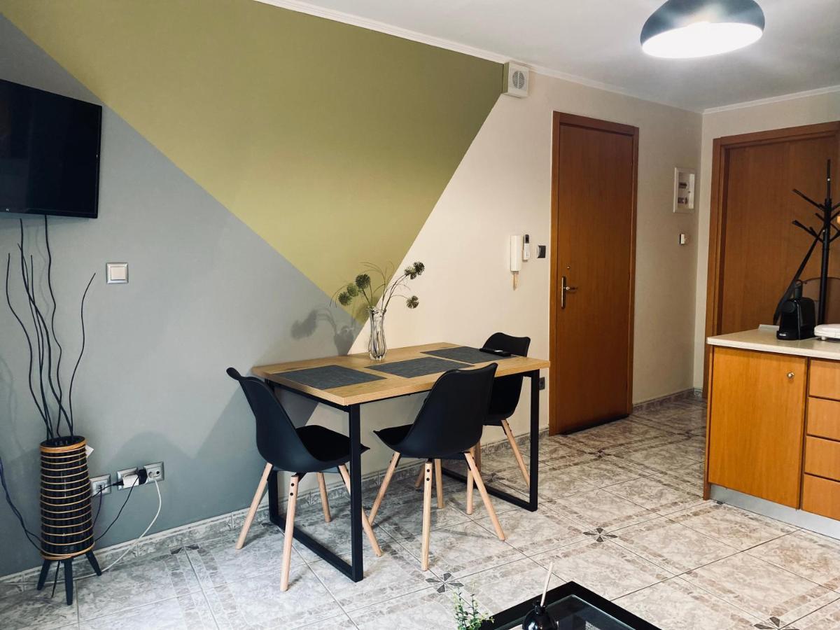 Minimal & Cozy Διαμερισμα Με Δωρεαν Χωρο Σταθμευσησ Apartamento Cavala Exterior foto